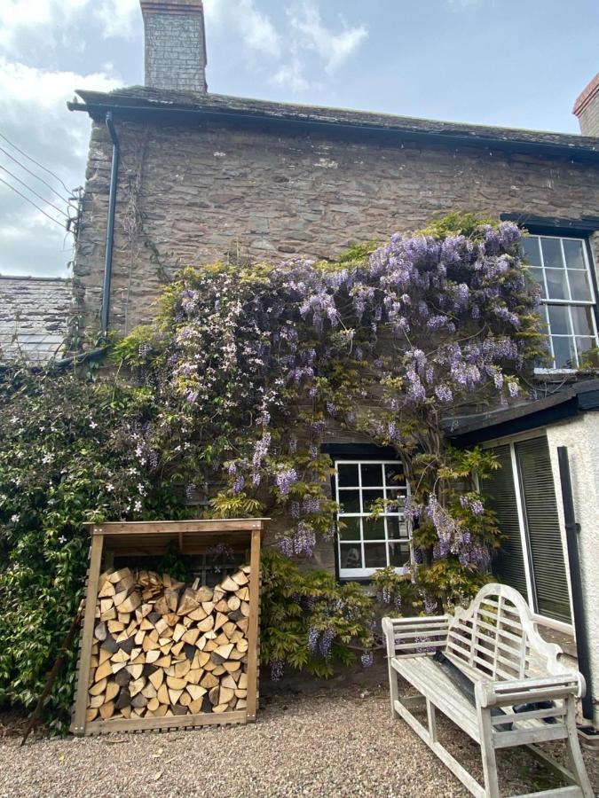 Three Cocks Hotel Brecon Exterior foto